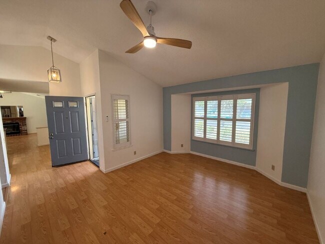 Building Photo - Modern 4 Bedroom One Story *Vacaville