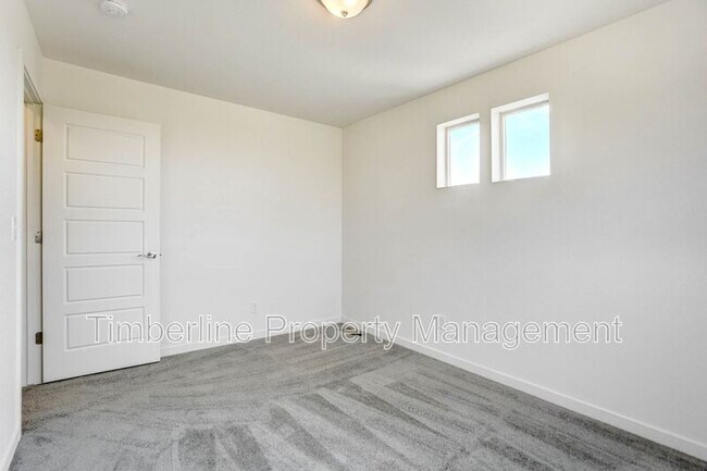 Building Photo - 6020 Ashmore Ln