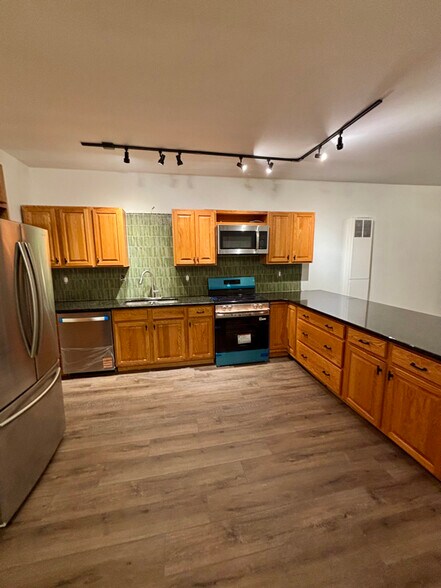 Building Photo - 149 Jay St