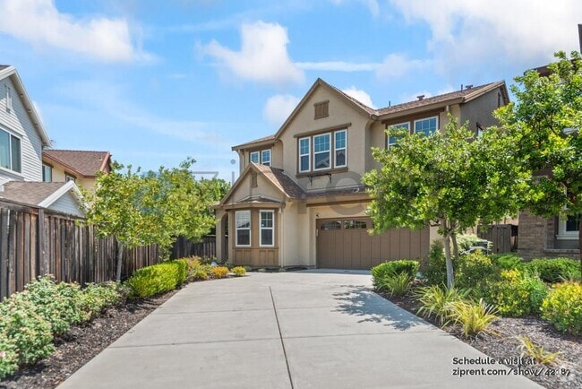 Building Photo - 6899 Alamilla Dr