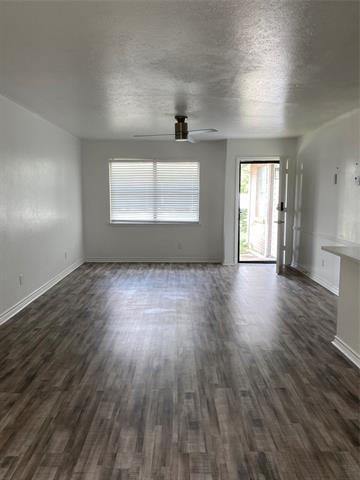 Building Photo - 2942 Candlewick Ln