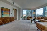 Building Photo - 280 Spear St