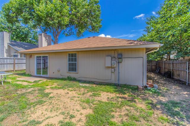 Building Photo - 7512 Down Hill Dr