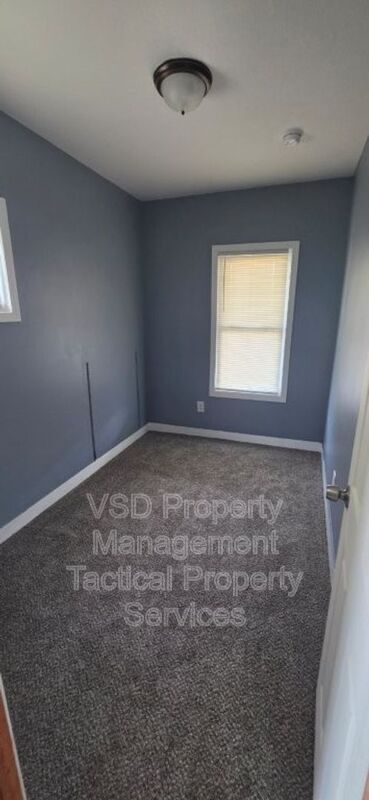 Building Photo - 3486 W 60th St