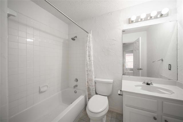 Building Photo - 1812 Ingleside Dr