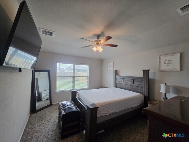 Building Photo - 3061 Wigeon Wy