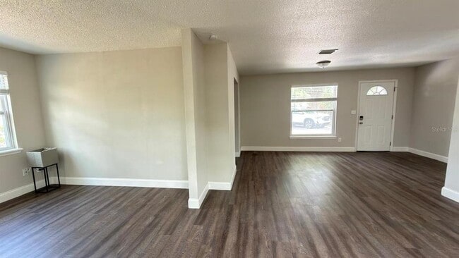 Building Photo - 4226 Kelly Miller Ct