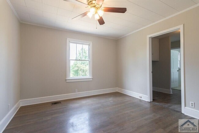 Building Photo - 243 Mitchell Farm Rd