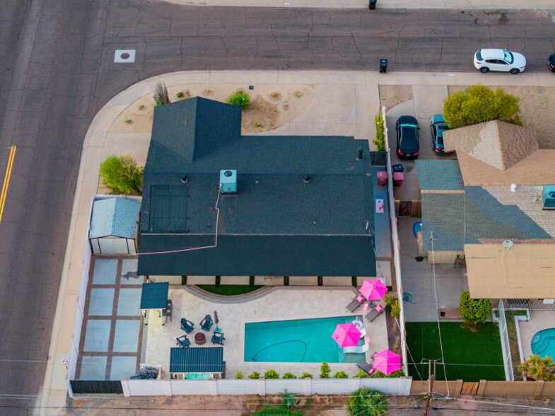 Building Photo - 8201 E Mitchell Dr
