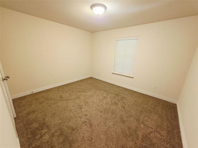 Building Photo - 4231 Towne Lake Ct