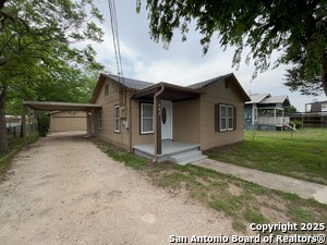 Building Photo - 443 Seele St