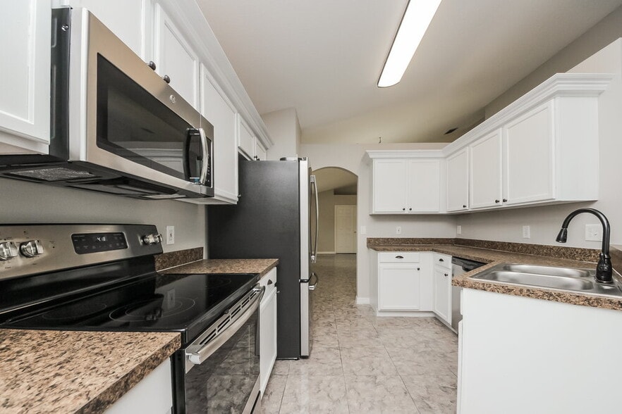 Building Photo - 2143 Mallard Creek Cir