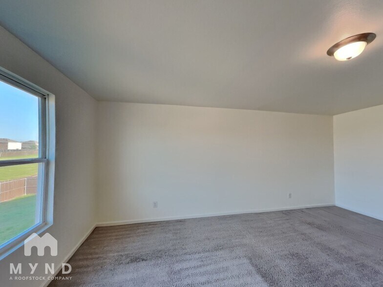 Building Photo - 6301 Tropicana Way