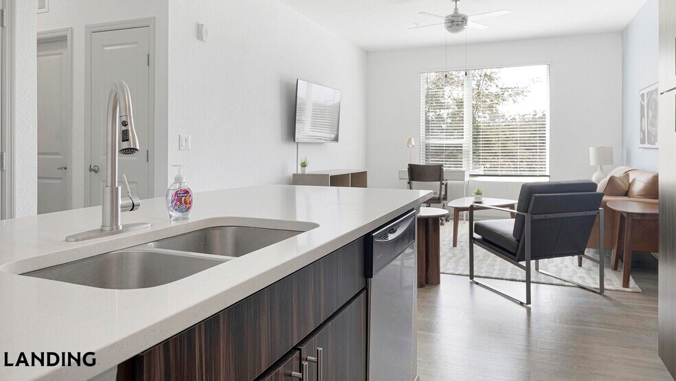 Building Photo - 9301 Summit Centre Way