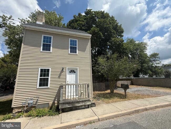 Primary Photo - 3 Spring Garden St