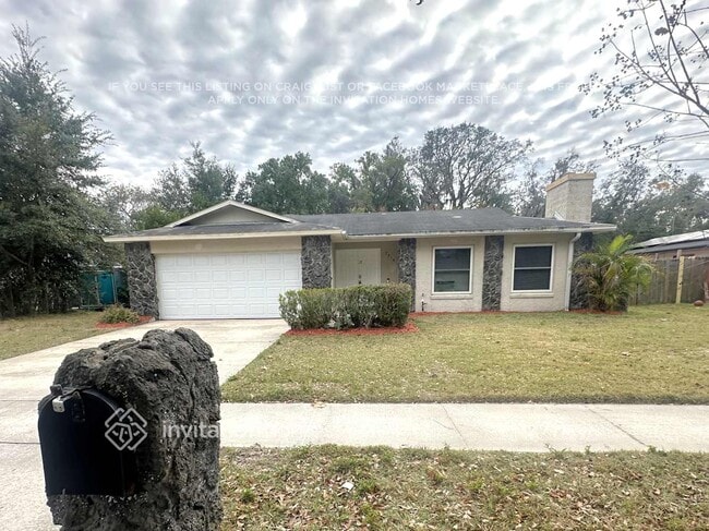 Building Photo - 7314 Tree Ln