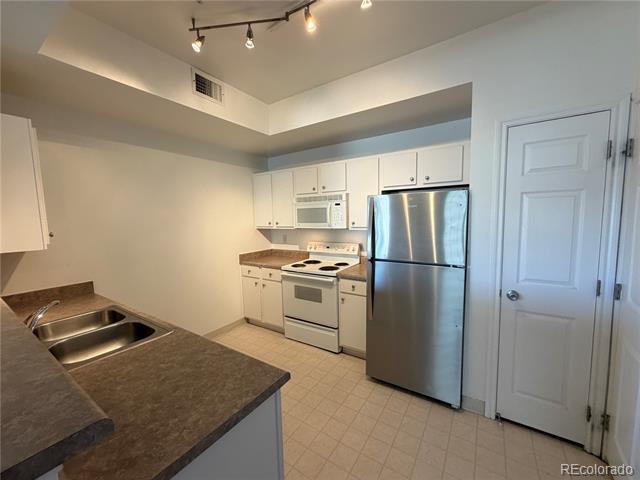 Building Photo - 12918 Ironstone Way