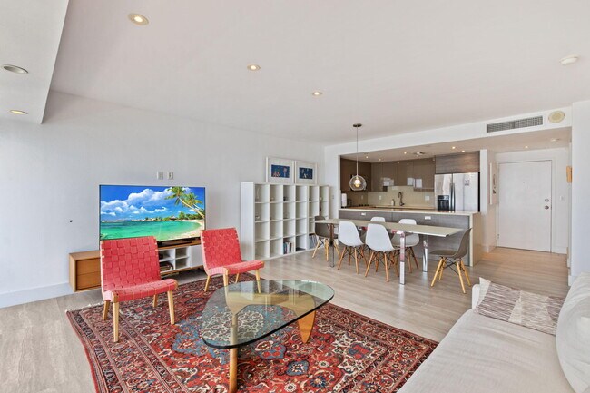 Building Photo - 2451 Brickell Ave