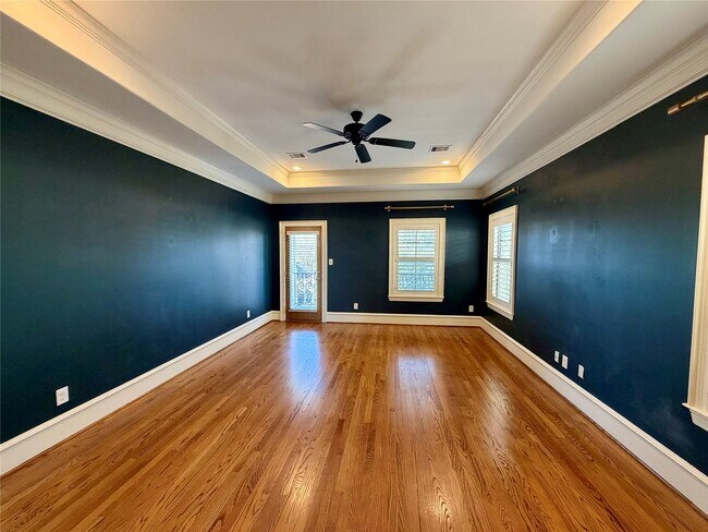 Building Photo - 2710 Nicholson St