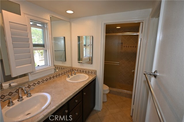 Building Photo - 2 Nautical Mile Dr