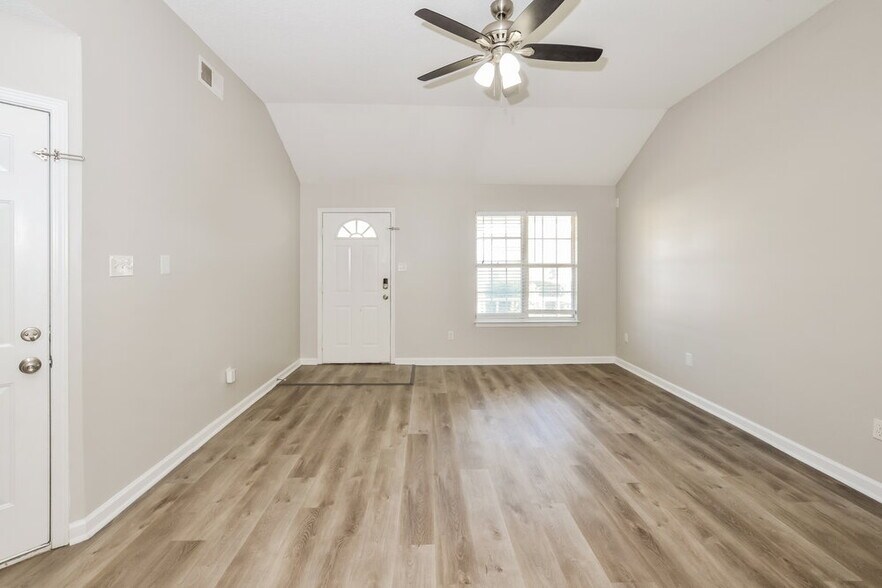 Building Photo - 1153 Cross Valley Cove