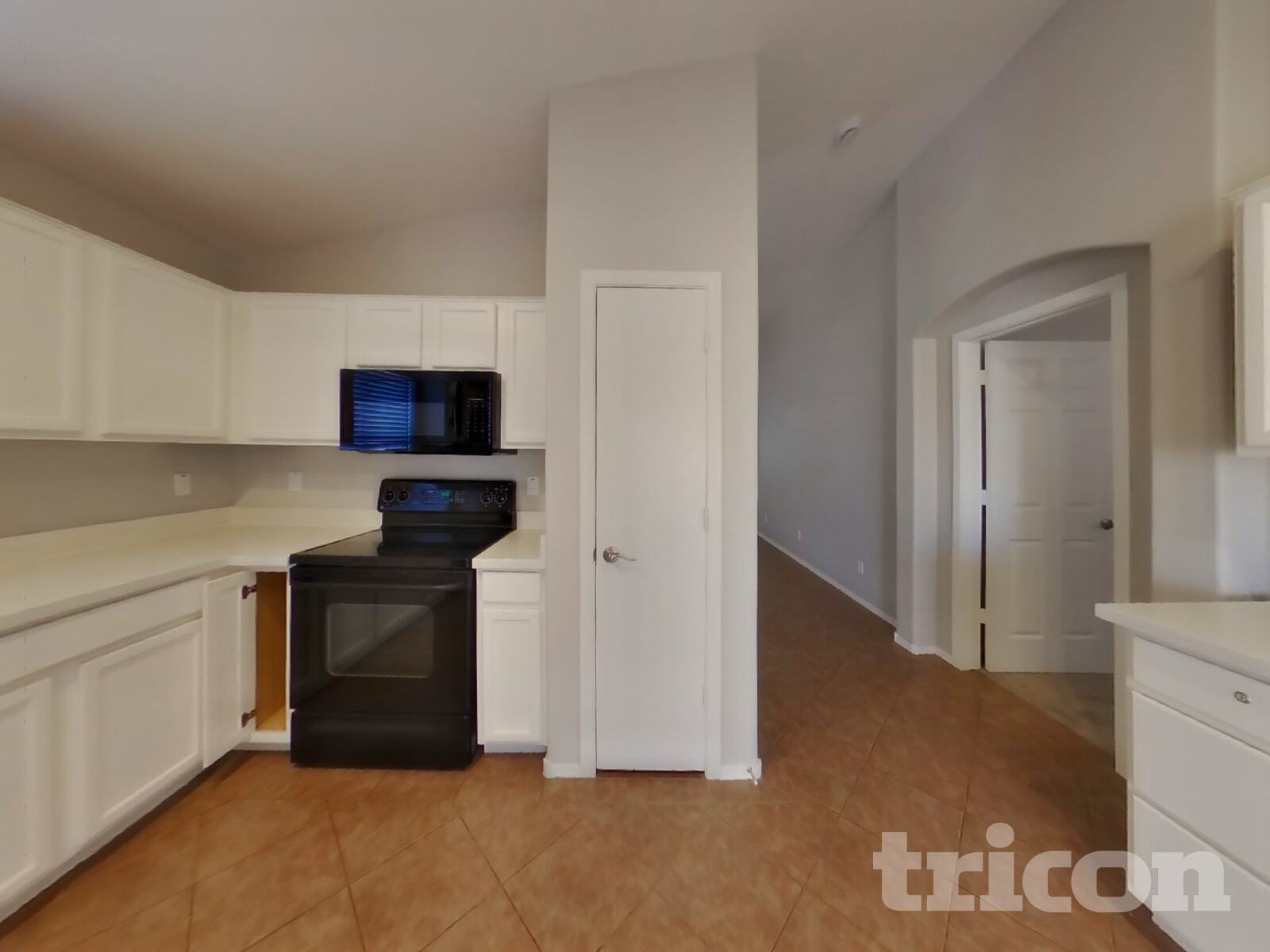 Building Photo - 11122 E Arbor Ave