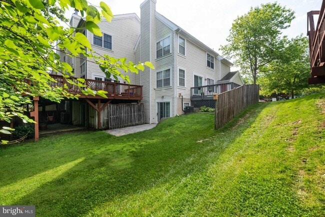 Building Photo - 8591 Harvest View Ct