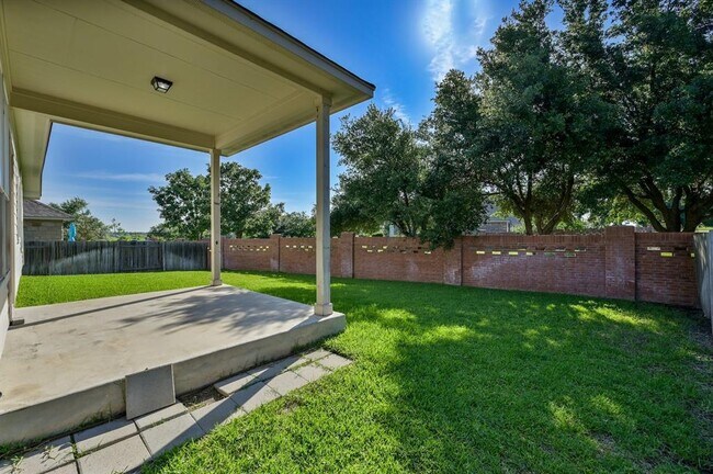 Building Photo - 1809 Hidden Springs Path