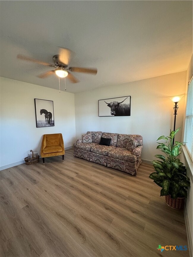 Building Photo - 2109 W Avenue B