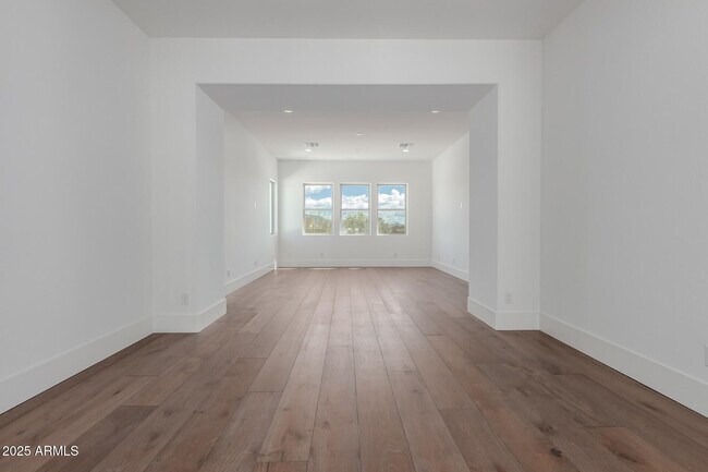 Building Photo - 12417 N 93rd Way
