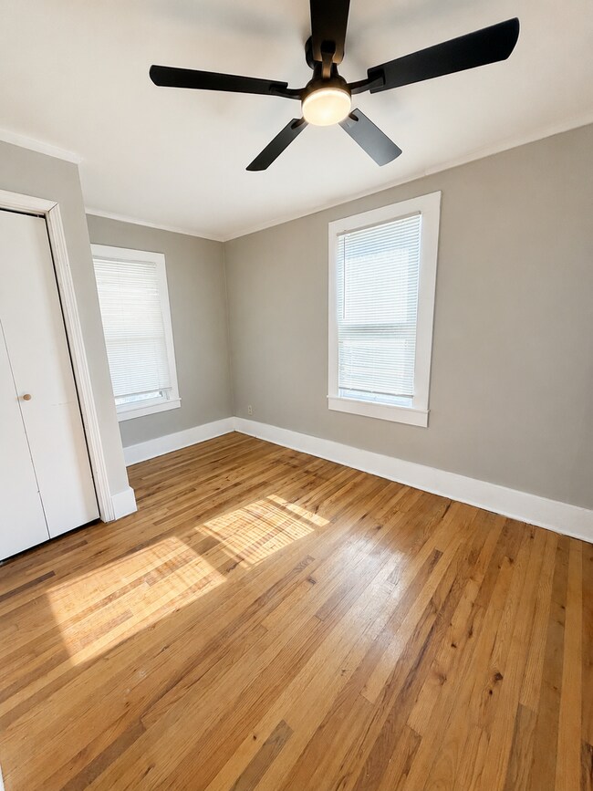 Building Photo - 1512 Bluegrass Ave