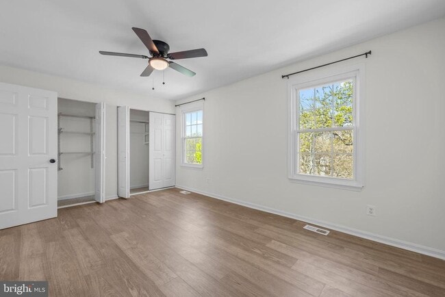 Building Photo - 1095 Travis Ln