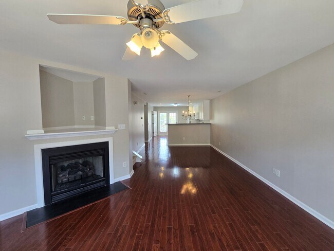 Building Photo - 10028 Blackwell Dr