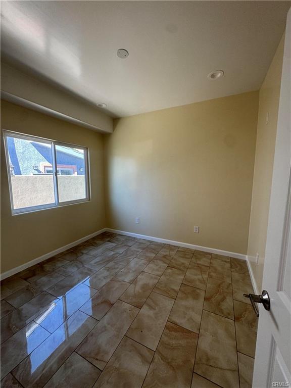 Building Photo - 3533 W 109th St