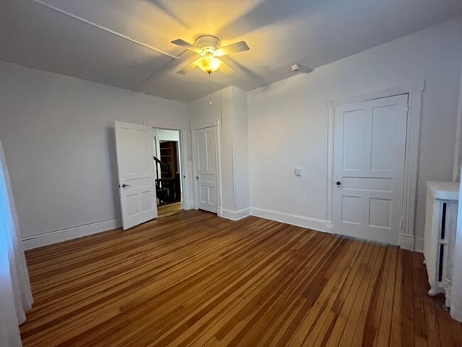 Building Photo - Brookland Grand 4917 sqft 8bd 3.5bth Home | Huge Front Porch | Large Back Yard