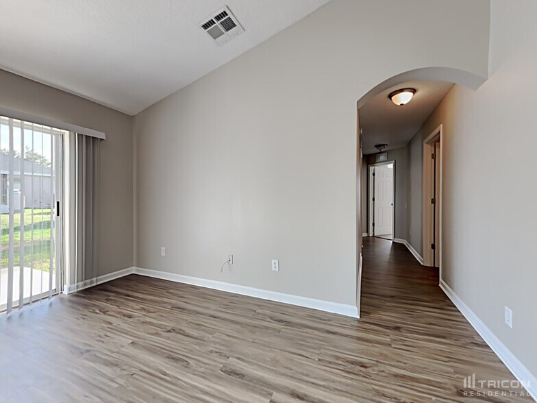 Building Photo - 12429 Cedarfield Dr