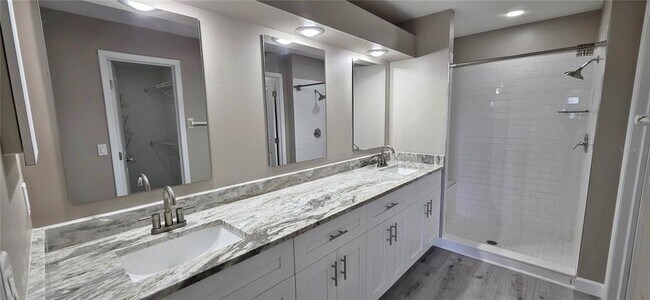 Building Photo - 11143 Bramblebrush St