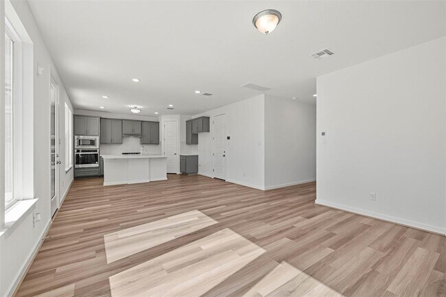 Building Photo - 176 Alicante Ln