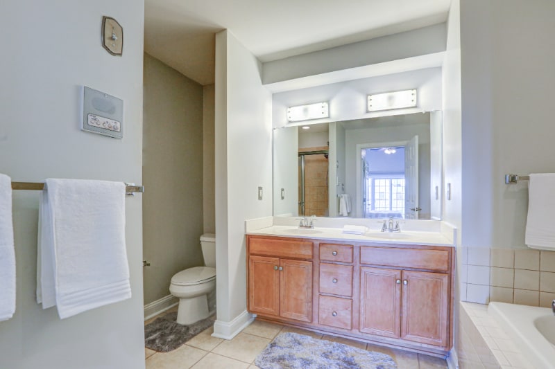 Building Photo - 194 Christina Landing Dr