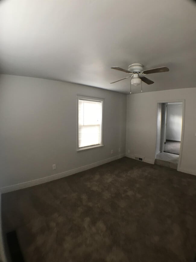 Building Photo - 244 S 1135 W