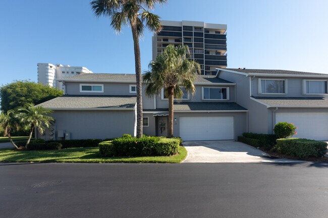 Building Photo - 4949 N Highway A1A