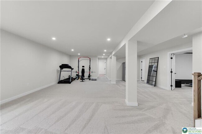 Building Photo - 8548 Lafayette Ln