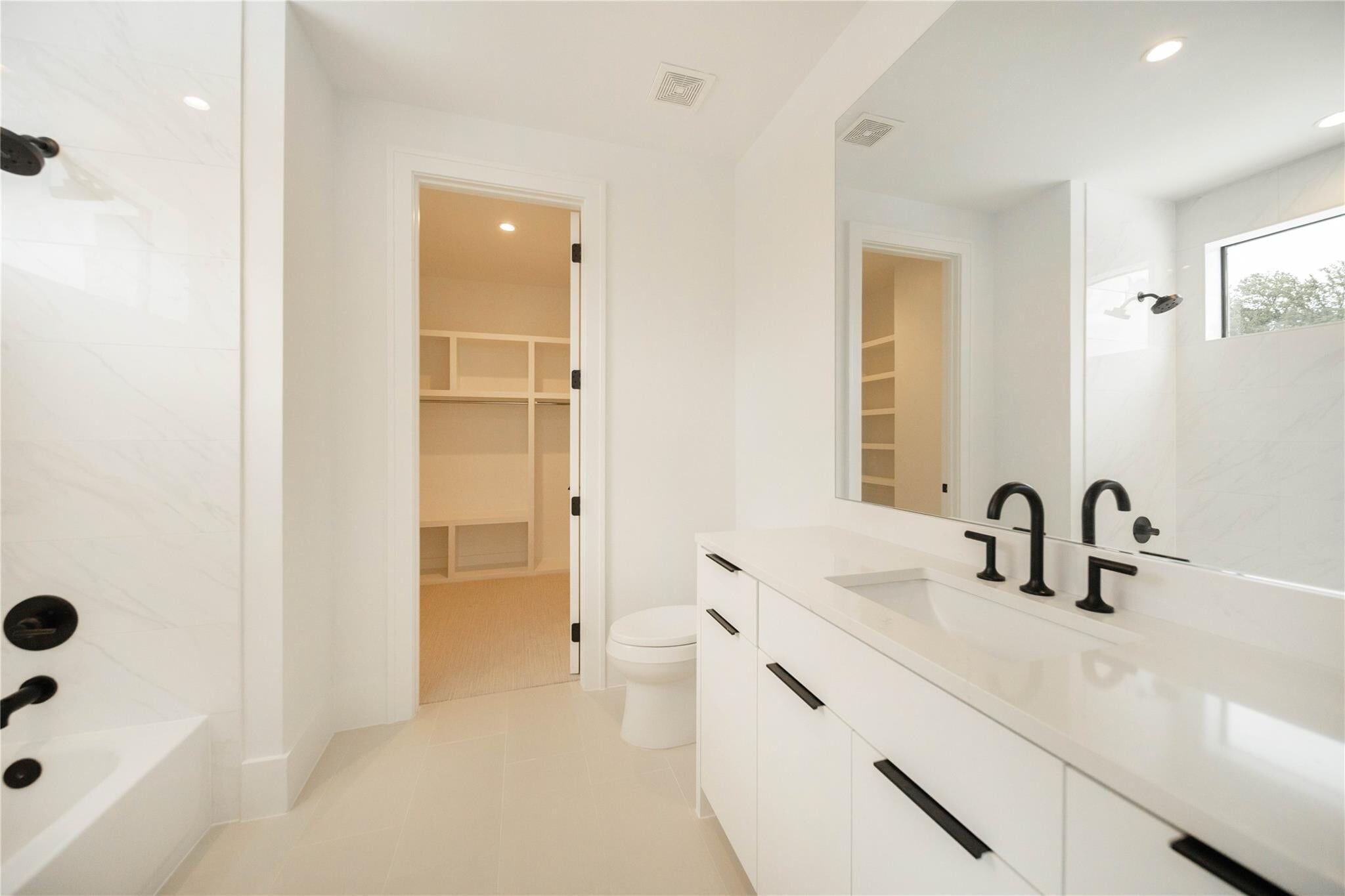Building Photo - 9713 Kerrisdale Ln