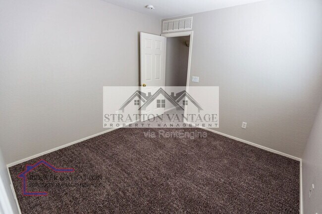 Building Photo - 21731 W Pima St