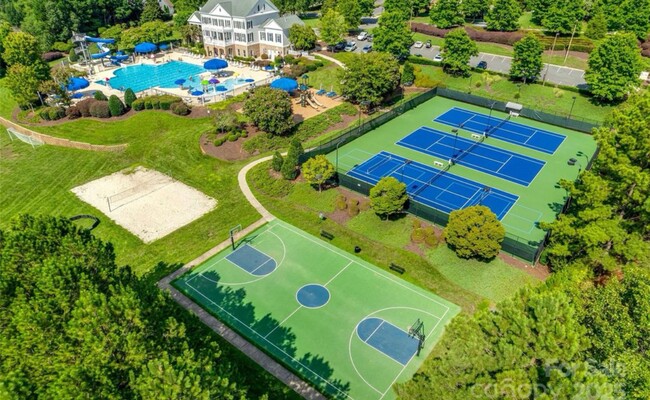 Building Photo - Stunning All-Brick Home in BridgeMill Comm...