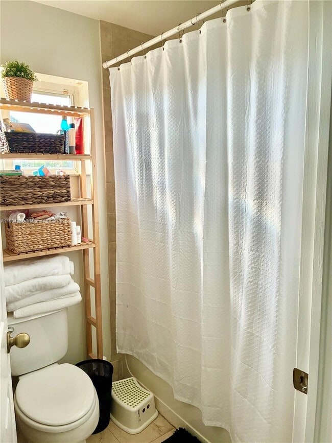 Building Photo - 20884 NW 2nd St