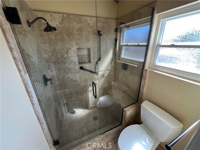 Building Photo - 8322 Regis Way