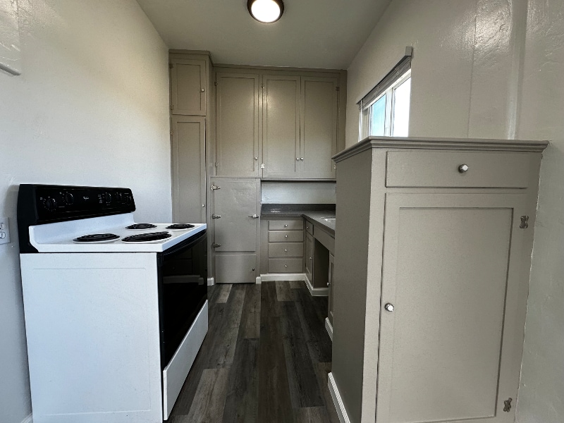 Building Photo - 2208 Carroll St