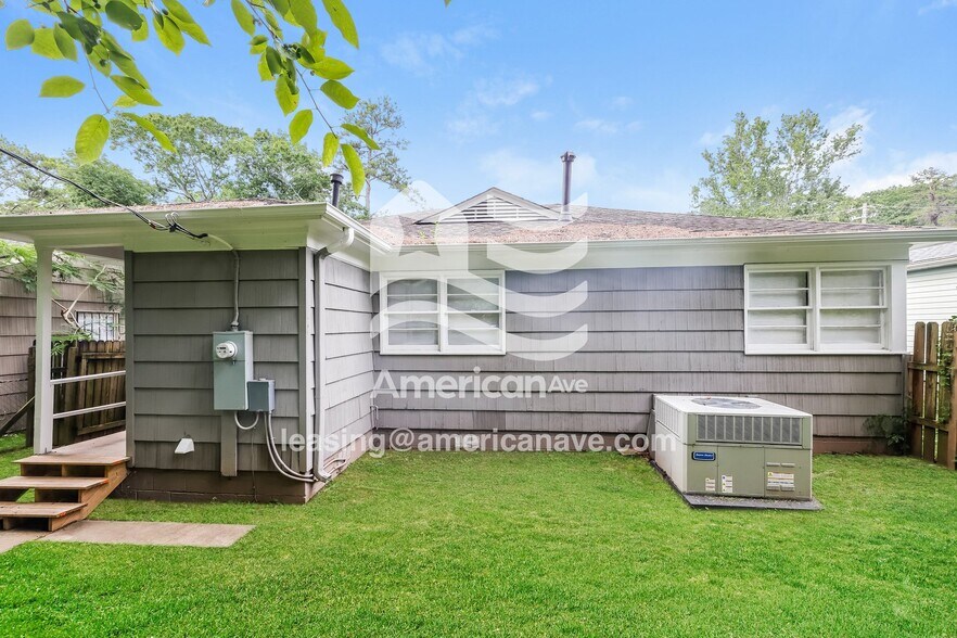 Building Photo - 620 86th St S