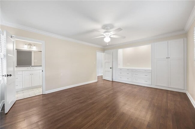 Building Photo - 128 Osner Dr NE